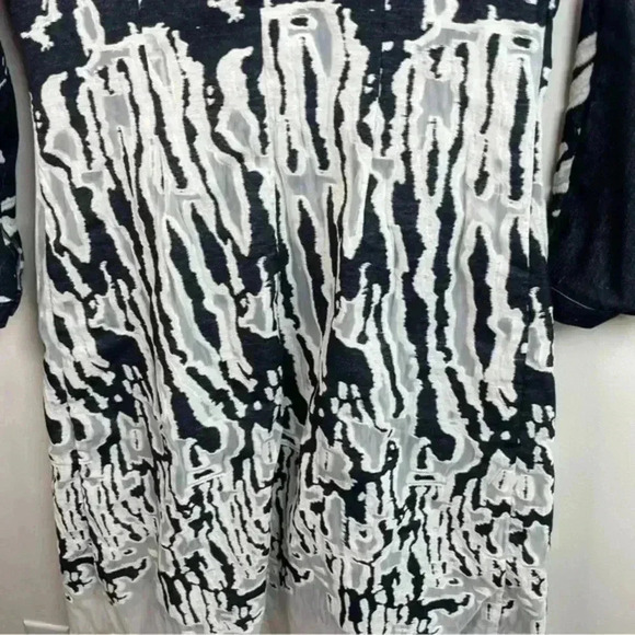 Samuel Dong Black And White Abstract Midi Button Down Dress - Picture 8 of 11